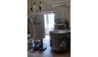 تزریق هلیوم مایع به دستگاه NMR
