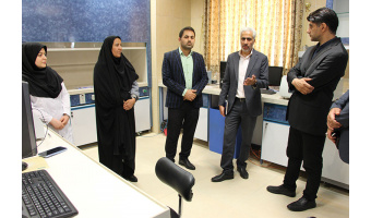 بازدید دبیر ستاد نانو کشور آزمایشگاه مرکزی دانشگاه کاشان